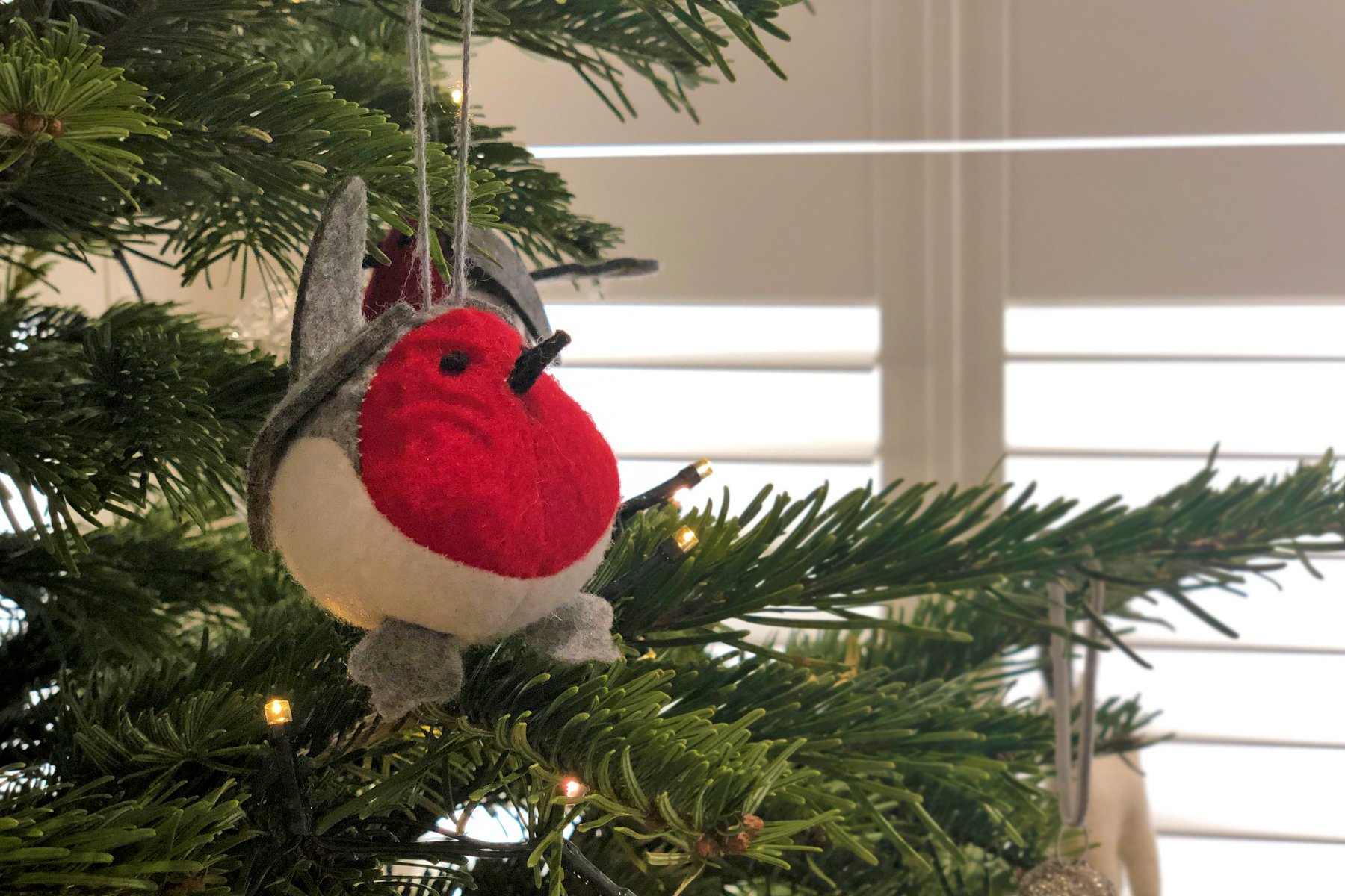tree-robin-christmas-decorations-the-london-shutter-company
